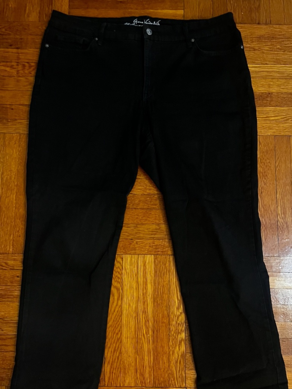 Gloria Vanderbilt Straight Leg Black Jeans